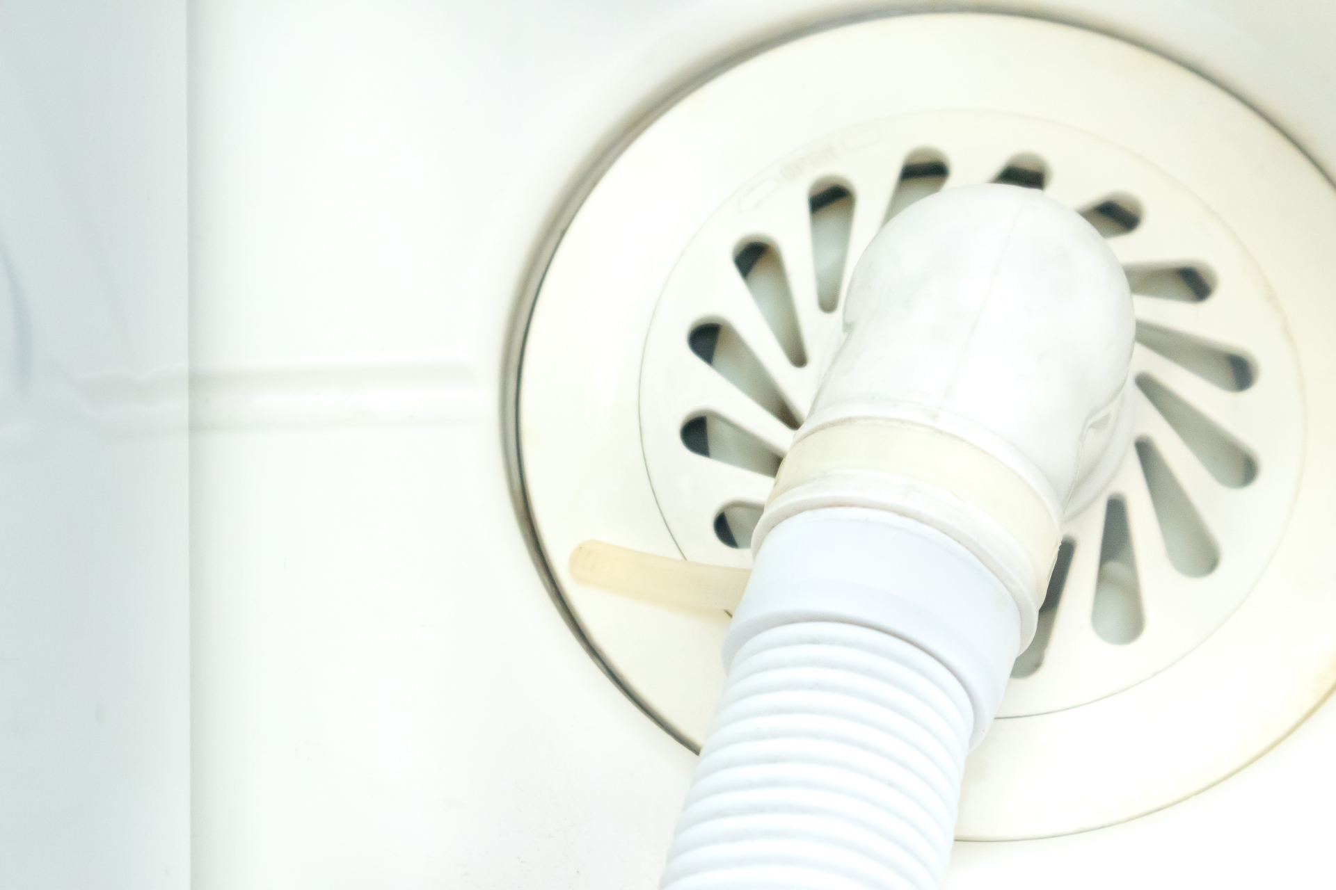 洗濯機の排水ホース交換は自身でできる？失敗しない方法と選び方を徹底ガイド！